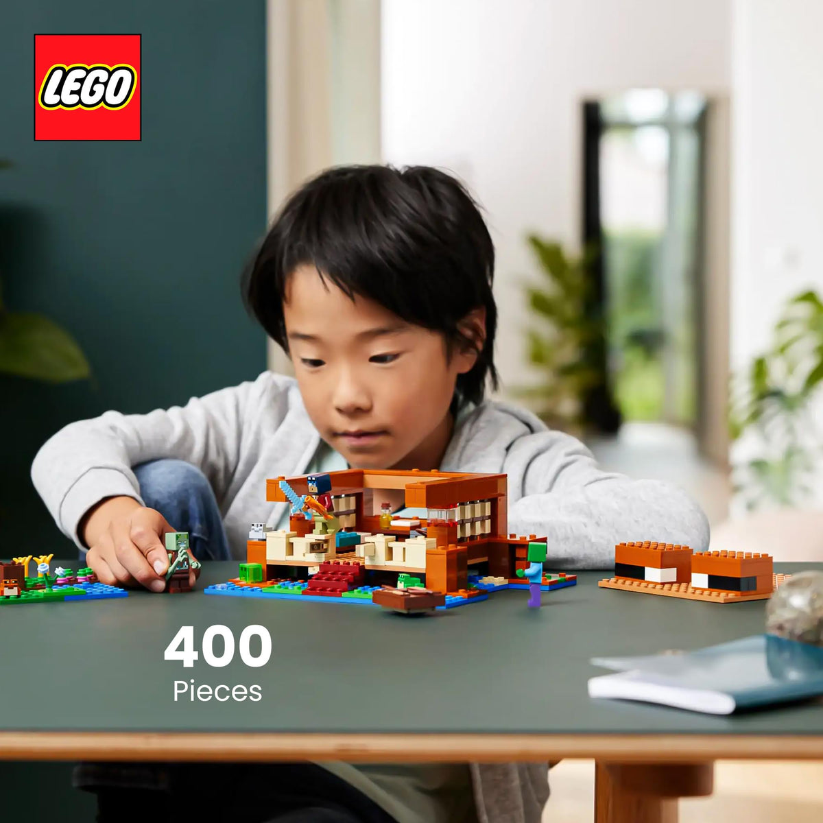 Minecraft LEGO 21256 The Frog House 400-Piece Building Set