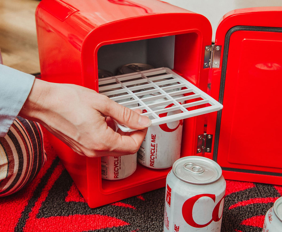 Marvel Spider-Man 4-Liter Mini Fridge Thermoelectric Cooler | Holds 6 Cans
