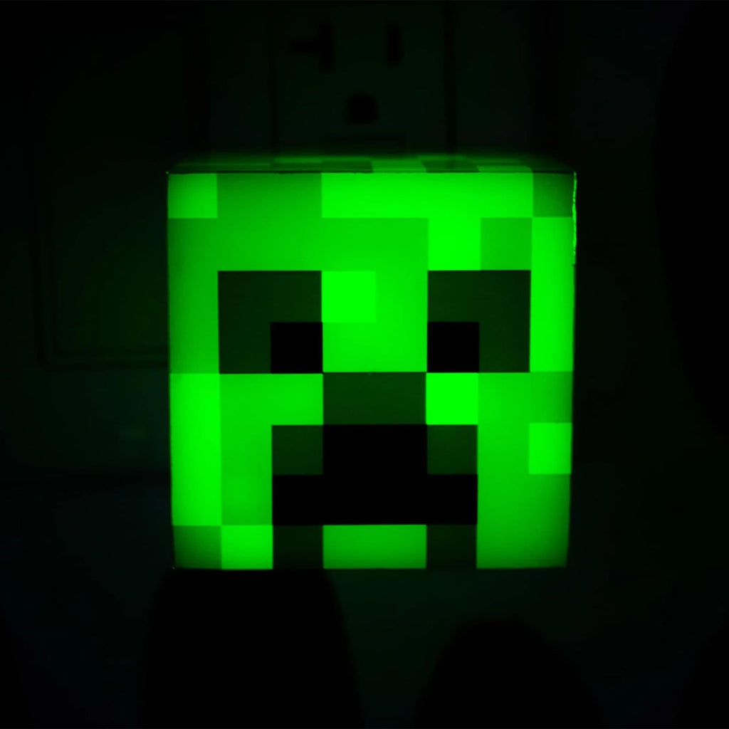 Minecraft 2-Piece Creeper Bedroom Bundle | Nightlight & Bed Canopy