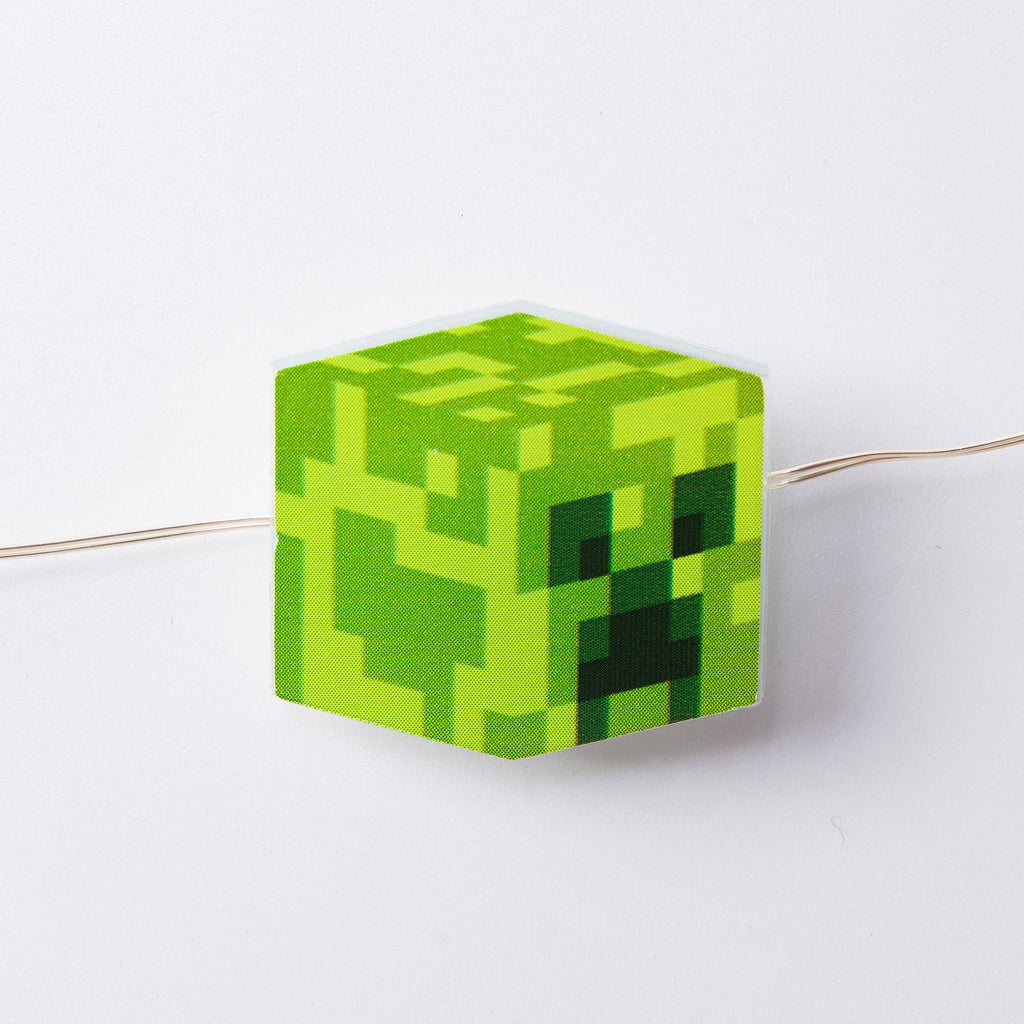 Minecraft 2-Piece TNT Décor Bundle | Glitter Lamp & String Lights