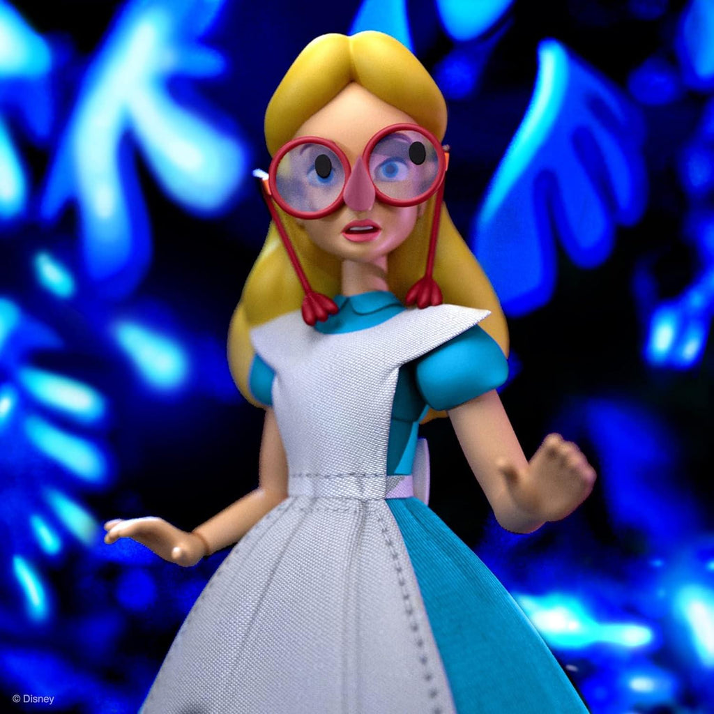 Disney Ultimates Alice in Wonderland Alice 7-Inch Scale Action Figure