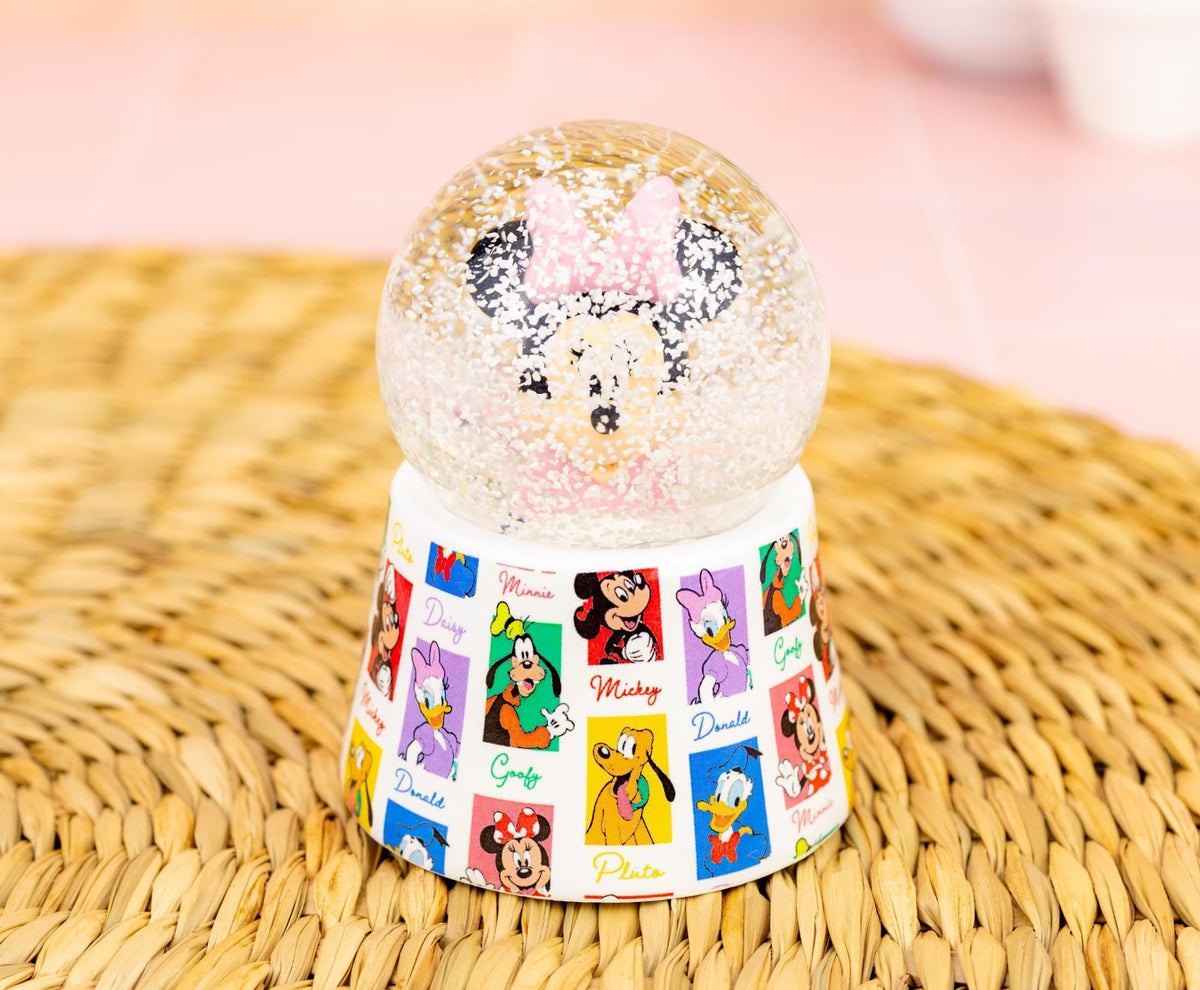 Disney Minnie Mouse Pink 3-Inch Mini Light-Up Snow Globe