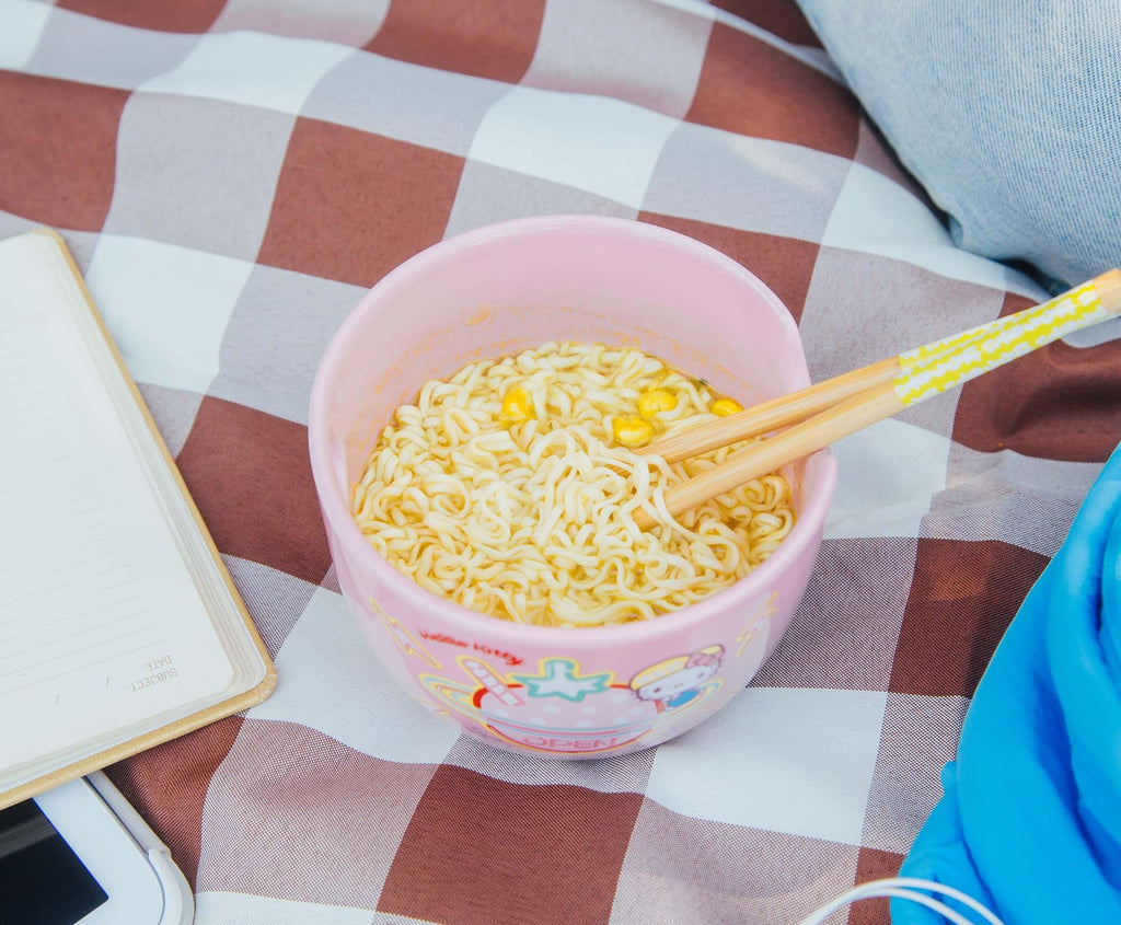 Sanrio Hello Kitty "Kawaii Tokyo" 20-Ounce Ramen Bowl and Chopstick Set