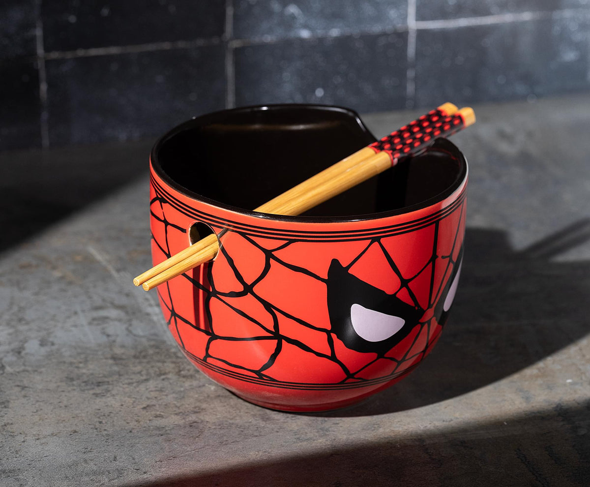 Marvel Spider-Man Face 20-Ounce Ramen Bowl and Chopstick Set