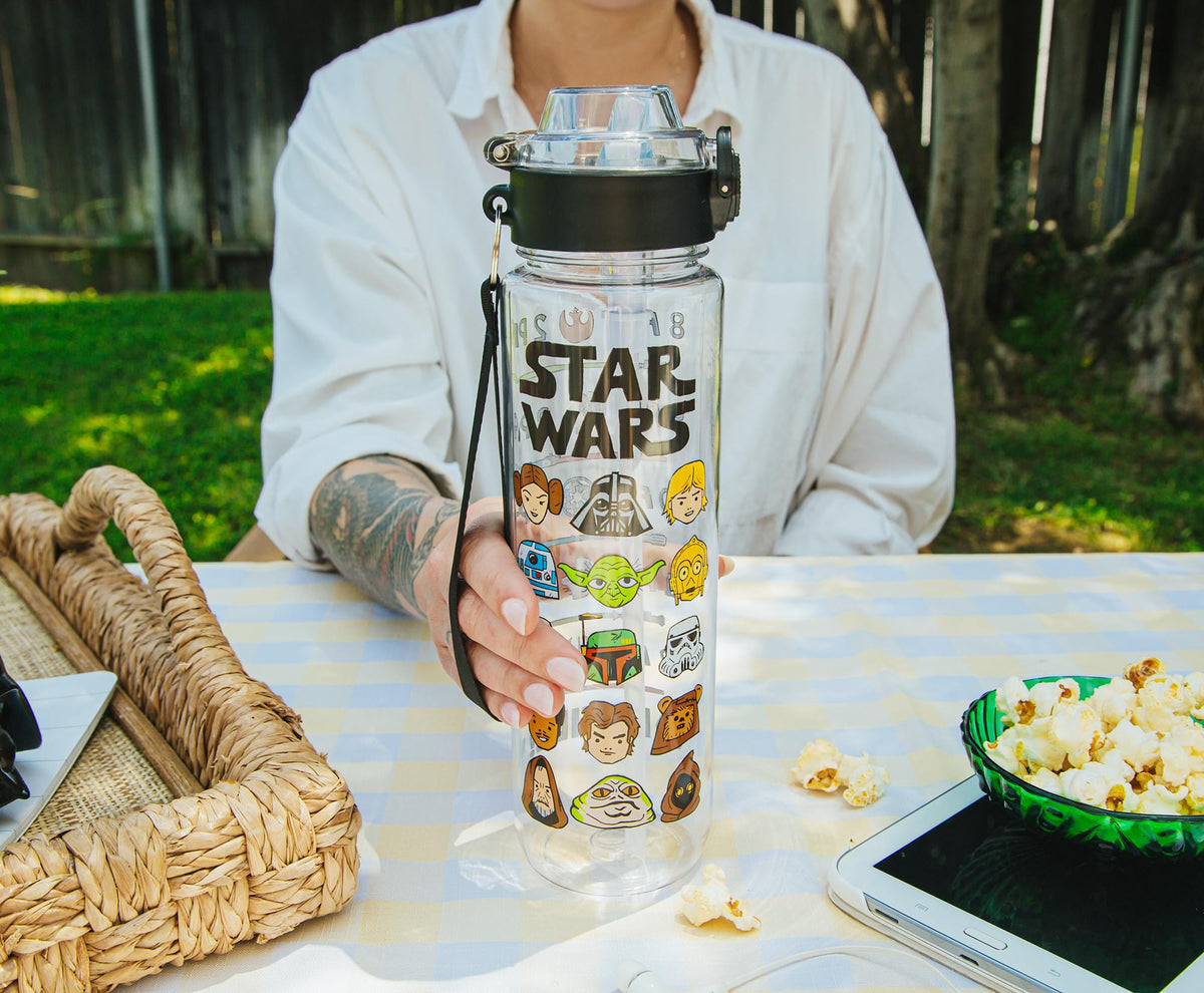 Star Wars Characters 33-Ounce Plastic Water Bottle With Timetable