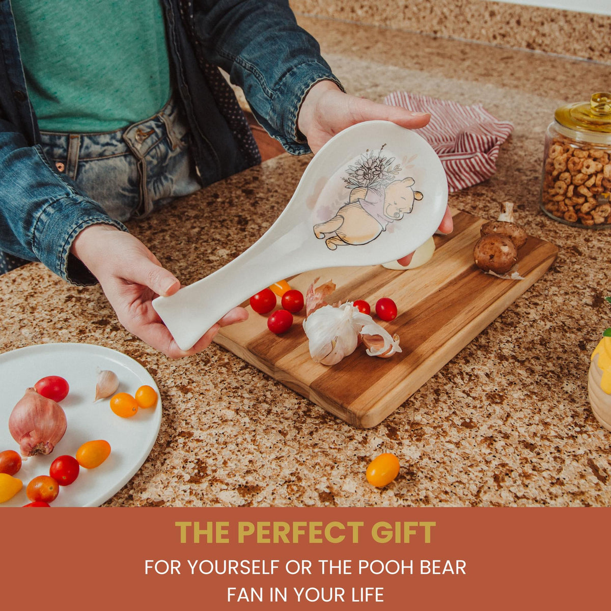 Disney Winnie the Pooh Floral Ceramic Spoon Rest Holder