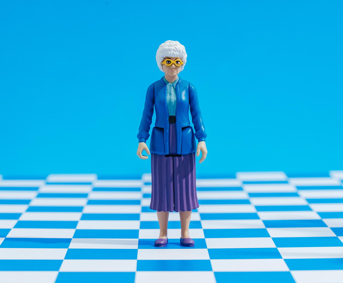 The Golden Girls Sophia Petrillo 3.75-Inch Retro Action Figure